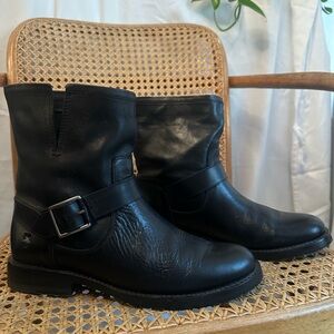 SOLD - Frye - Natalie Short Engineer Boot - Black Leather - Size 9